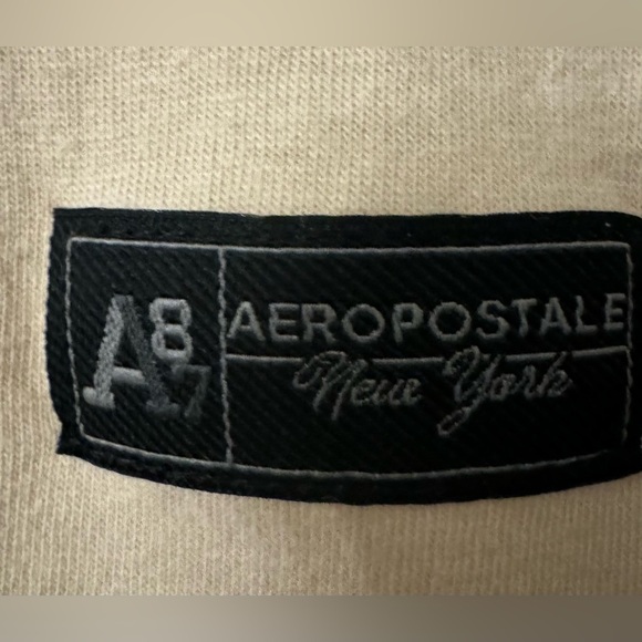 NWT: Aeropostale Men's Large Pocket T-Shirt Oat color, comfort fit - Picture 5 of 7